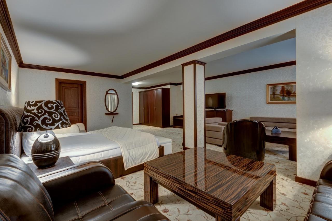 Shiroka Laka Hotel 외부 사진