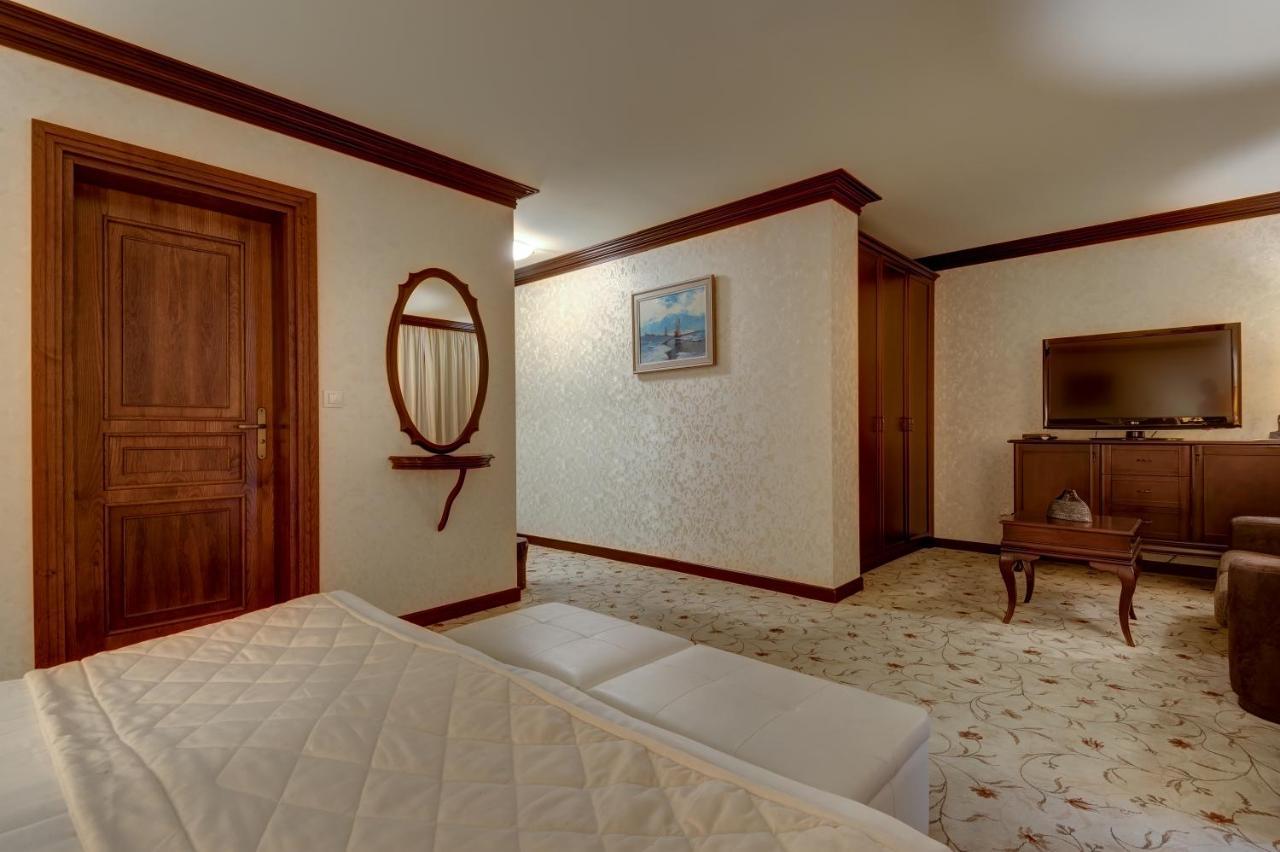 Shiroka Laka Hotel 외부 사진