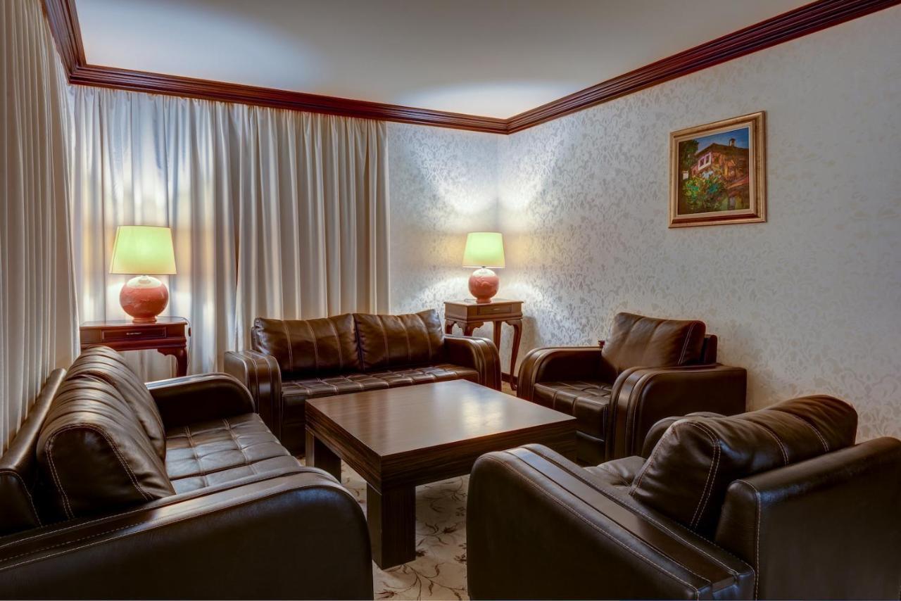 Shiroka Laka Hotel 외부 사진