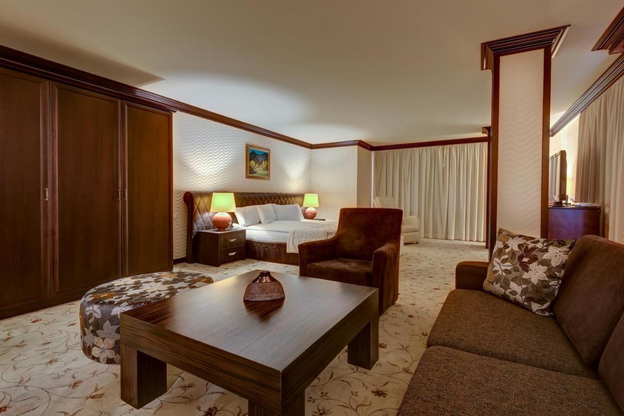 Shiroka Laka Hotel 외부 사진