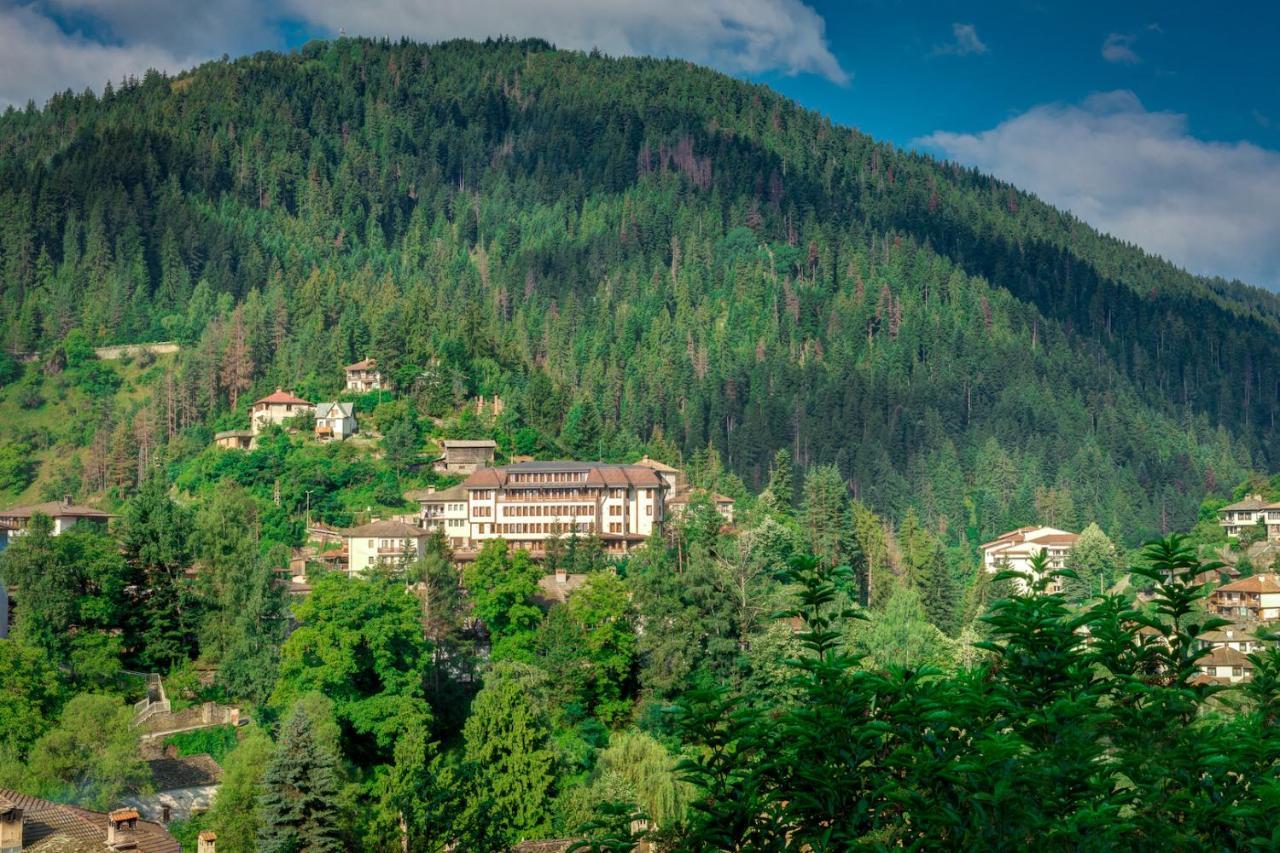 Shiroka Laka Hotel 외부 사진