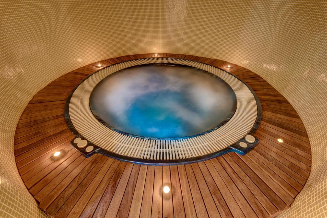 Shiroka Laka Hotel 외부 사진