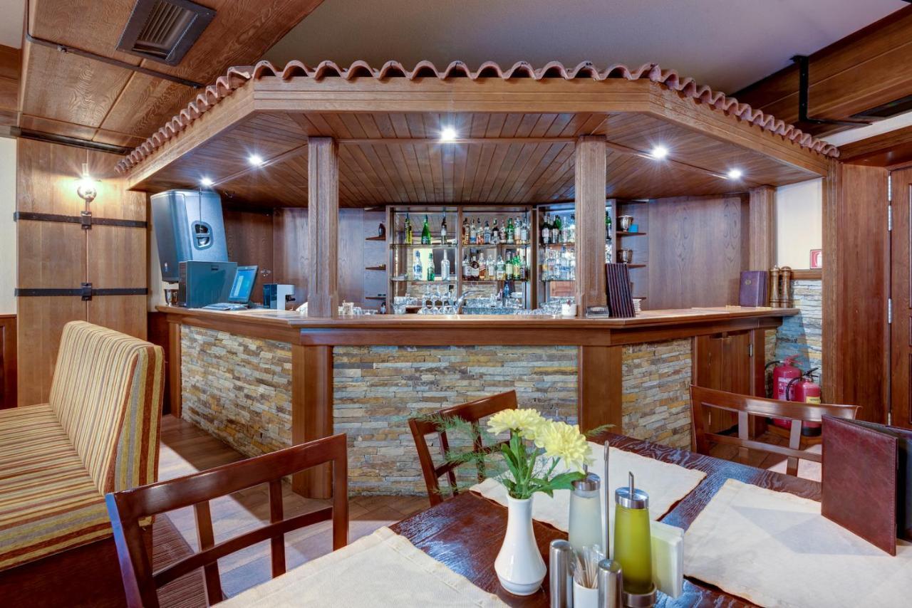 Shiroka Laka Hotel 외부 사진