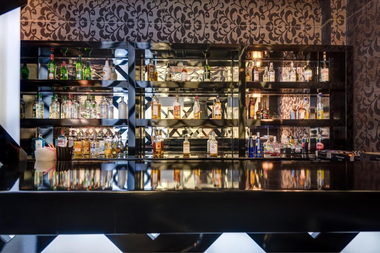 Shiroka Laka Hotel 외부 사진